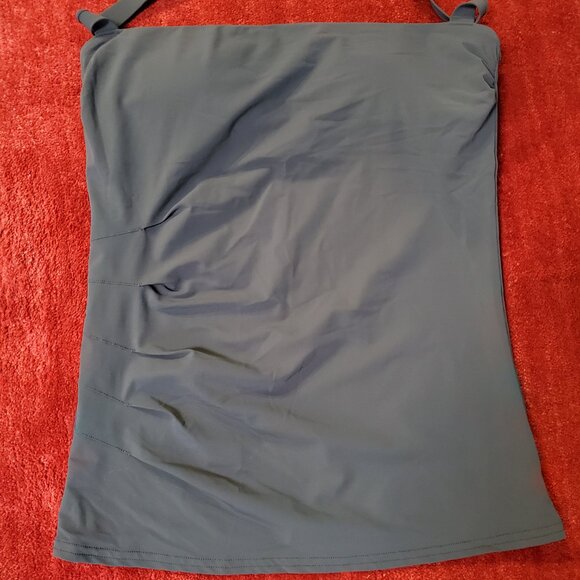 Gap Body | Tankini - Picture 2 of 5